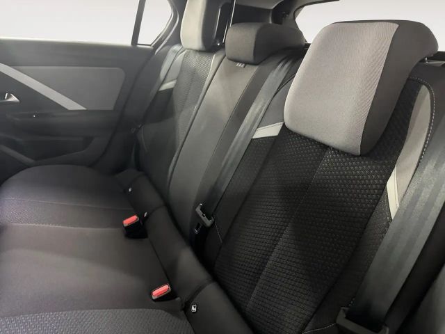 Opel Astra 1.2 Turbo Edition Turbo