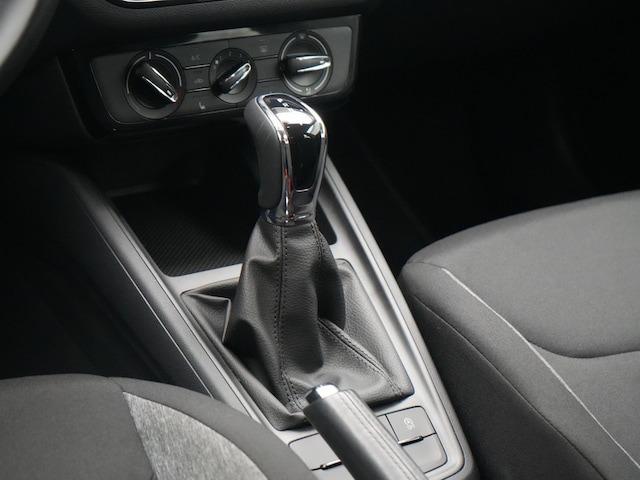 Skoda Scala Scala Essence  DSG LED KLIMA SHZ PORT NAVI