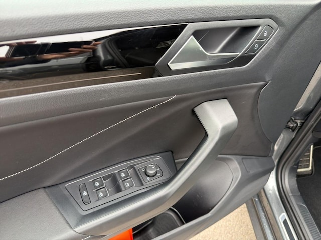 Volkswagen T-Roc 1.0 TSI R-Line