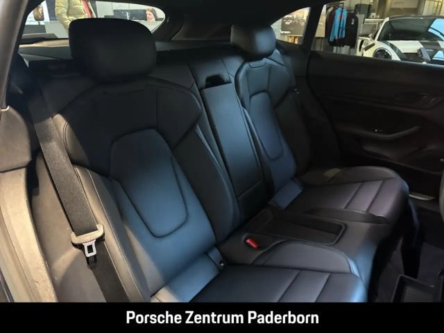 Porsche Taycan 4S Cross Turismo