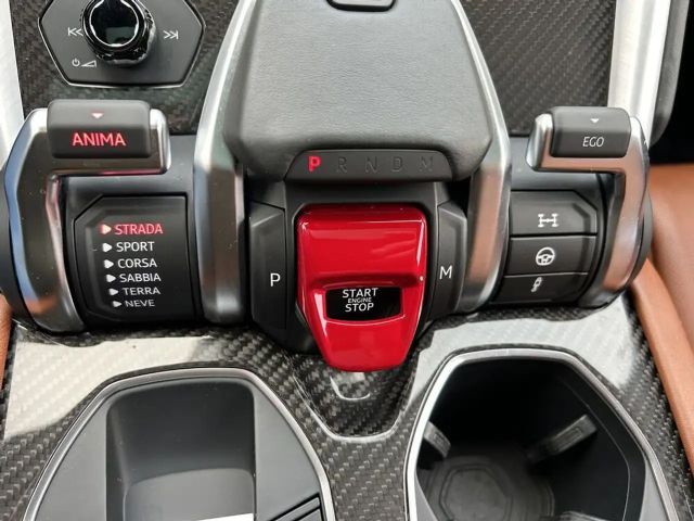 Lamborghini Urus AWD