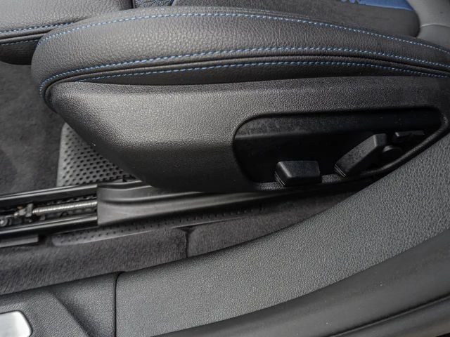 BMW 135 Sedan xDrive