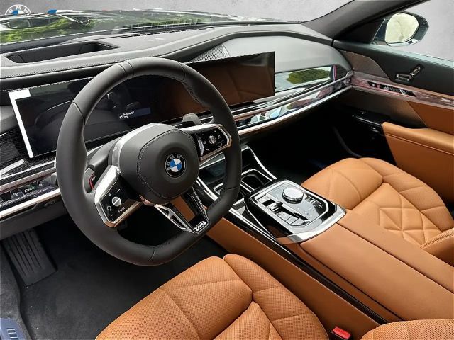 BMW 740 740d M-Sport Sedan xDrive
