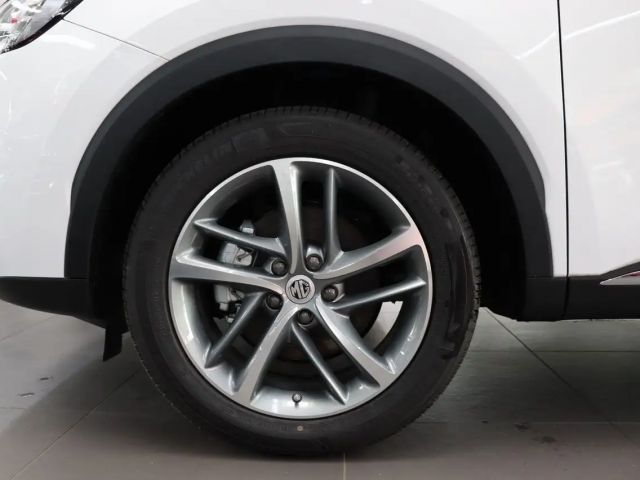 MG EHS Luxury PHEV
