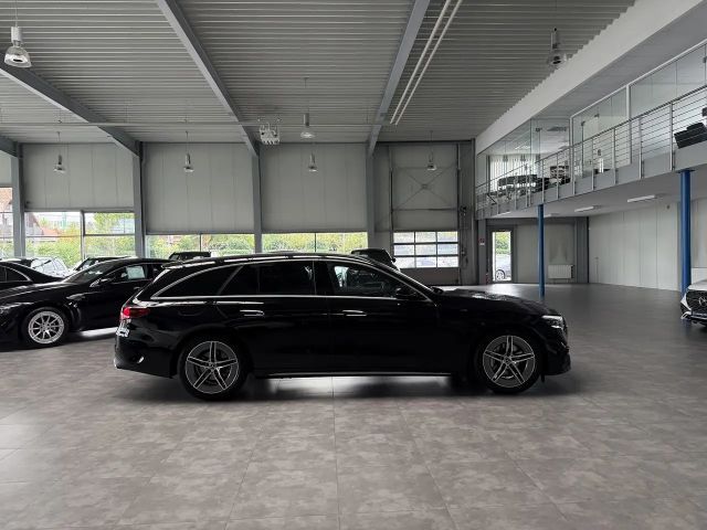 Mercedes-Benz E 220 AMG Line E 220 d Estate