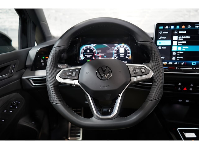 Volkswagen Golf 1.5 eTSI R-Line Variant