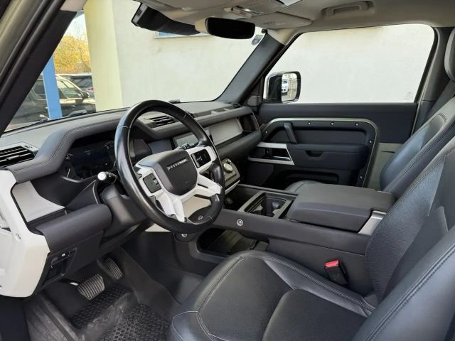 Land Rover Defender 90 D250 SE