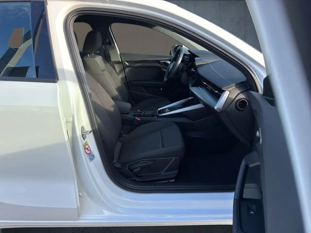 Audi A3 40 TFSI Hybride Sedan