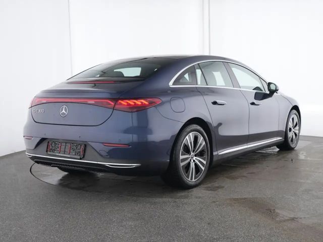 Mercedes-Benz EQE 300 Electric Art Sedan