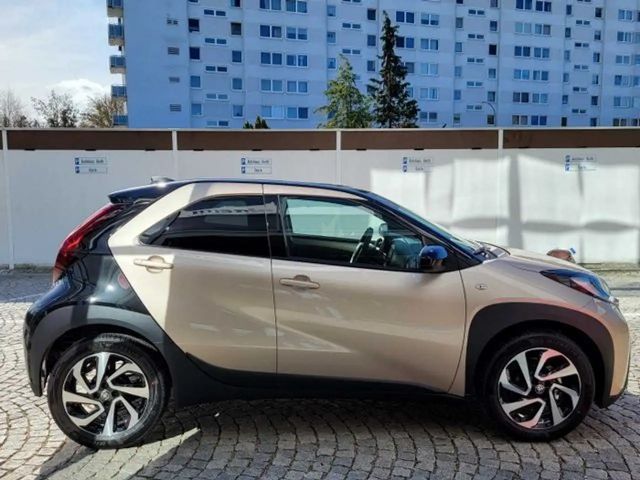 Toyota Aygo X Play Team D X-play