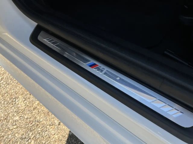 BMW 320 320d M-Sport Touring