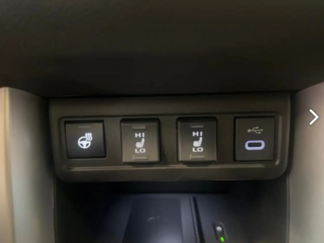 Toyota Corolla Cross 1.8 Teamplayer Klima Kamera Sitzhzg