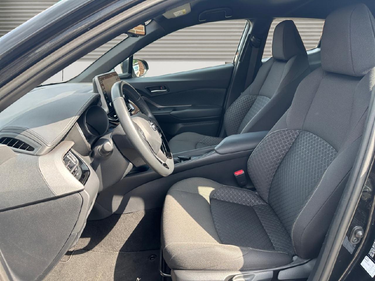 Toyota C-HR 5-deurs Basis