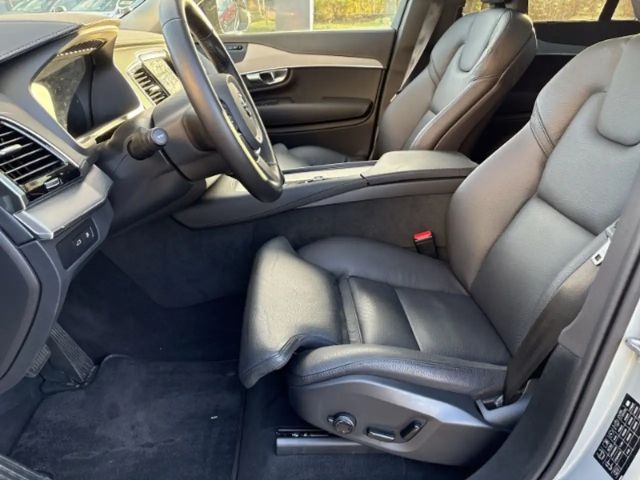 Volvo XC90 AWD Dark Plus T8