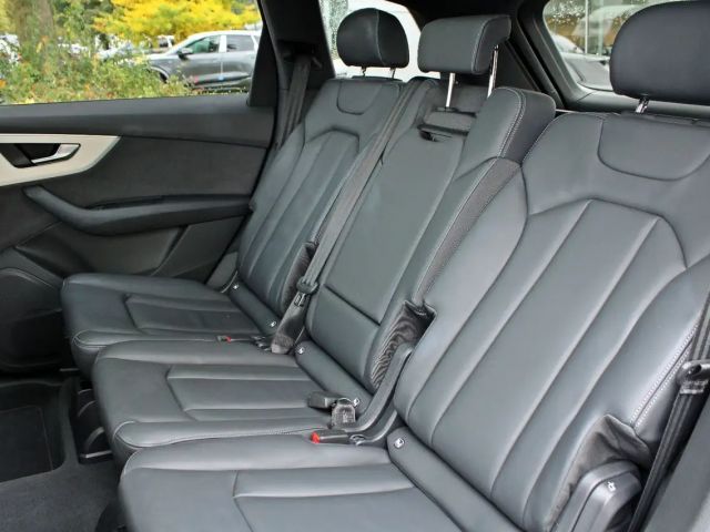 Audi Q7 50 TDI Quattro S-Line