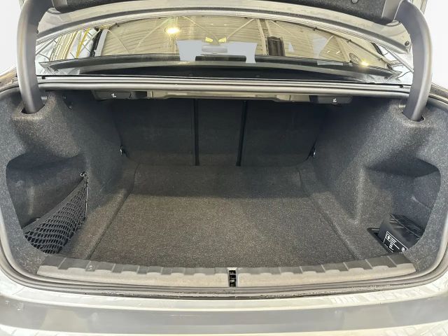 BMW 330 330i M-Sport Sedan xDrive