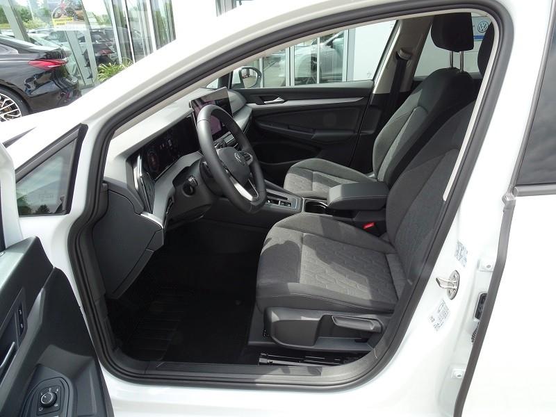Volkswagen Golf 1.5 eTSI DSG Life