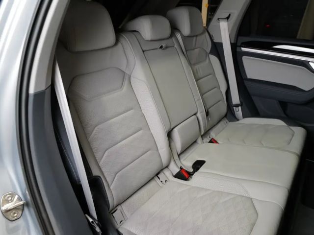 Volkswagen Touareg 3.0 V6 TDI R-Line