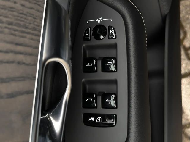 Volvo XC90 AWD Dark Ultimate