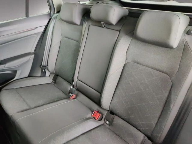 Volkswagen Golf 1.5 eTSI Life Variant