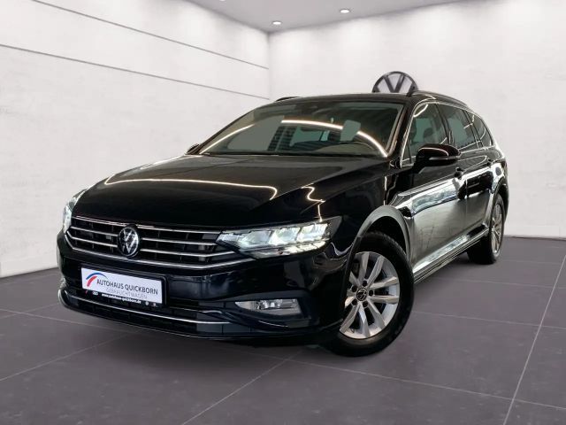 Volkswagen Passat 1.5 TSI Business DSG Variant
