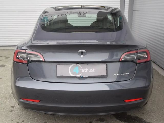 Tesla Model 3 AWD Long Range