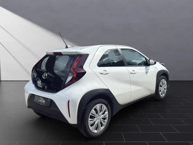 Toyota Aygo 1.0 VVT-i Business Hatchback