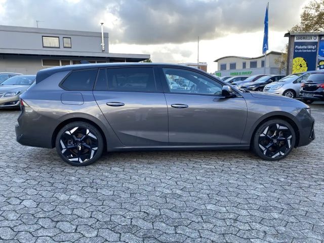 Opel Astra GSe Sports Tourer