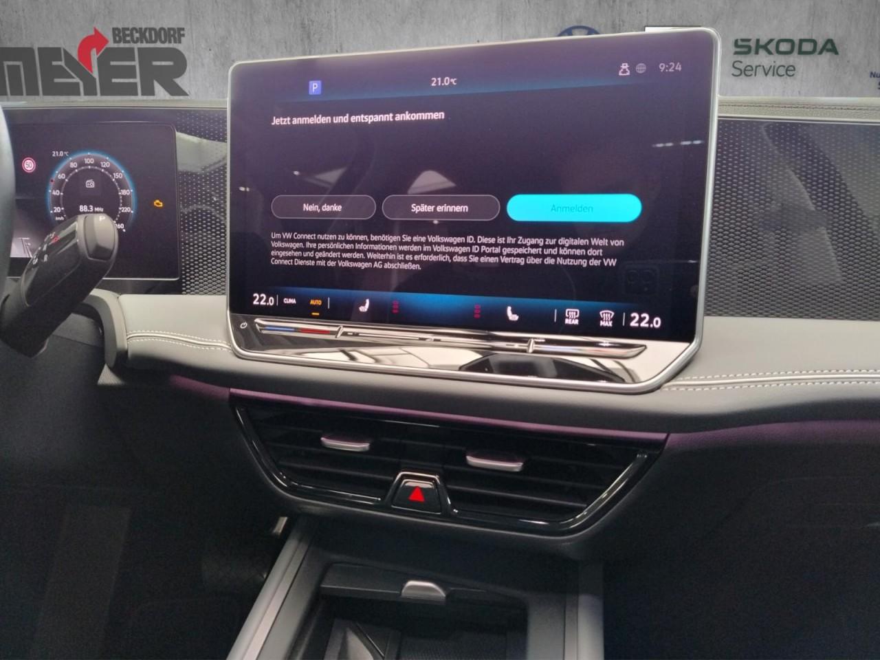 Volkswagen Passat 1.5 eTSI Business DSG Variant