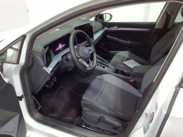 Volkswagen Golf 1.5 eTSI DSG Golf VIII