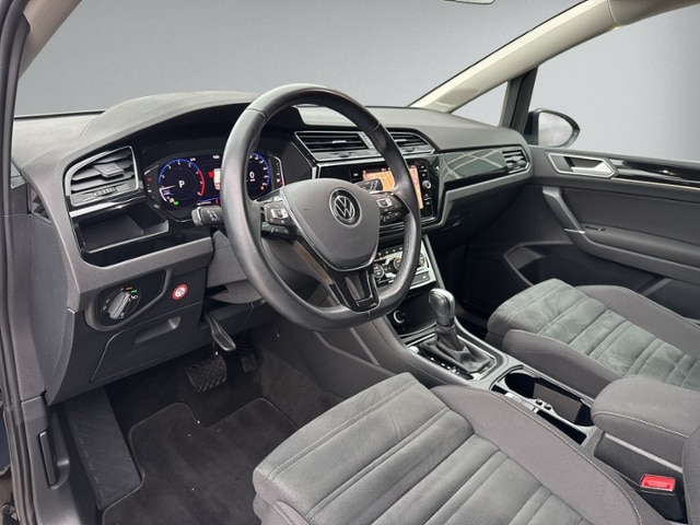 Volkswagen Touran 1.5 TSI DSG