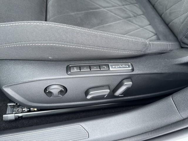 Volkswagen Golf 1.5 TSI Golf VIII Life