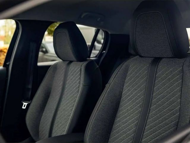 Peugeot 208 Allure Pack