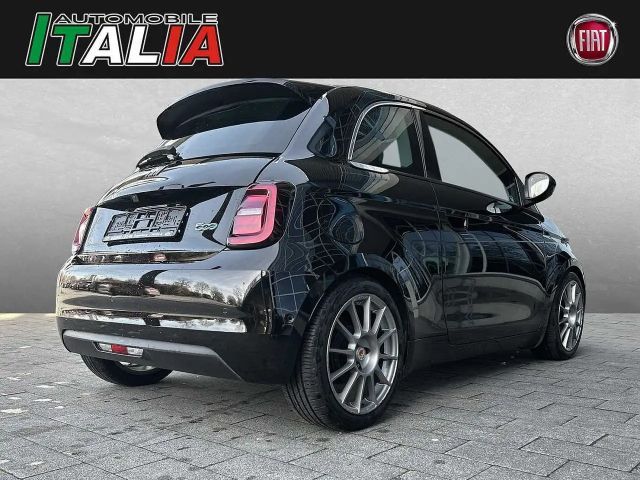 Fiat 500e Abarth La Prima