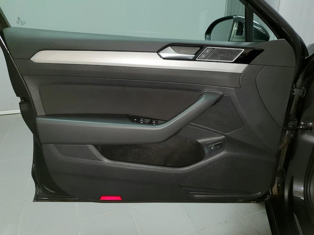 Volkswagen Passat 2.0 TDI Business DSG Variant