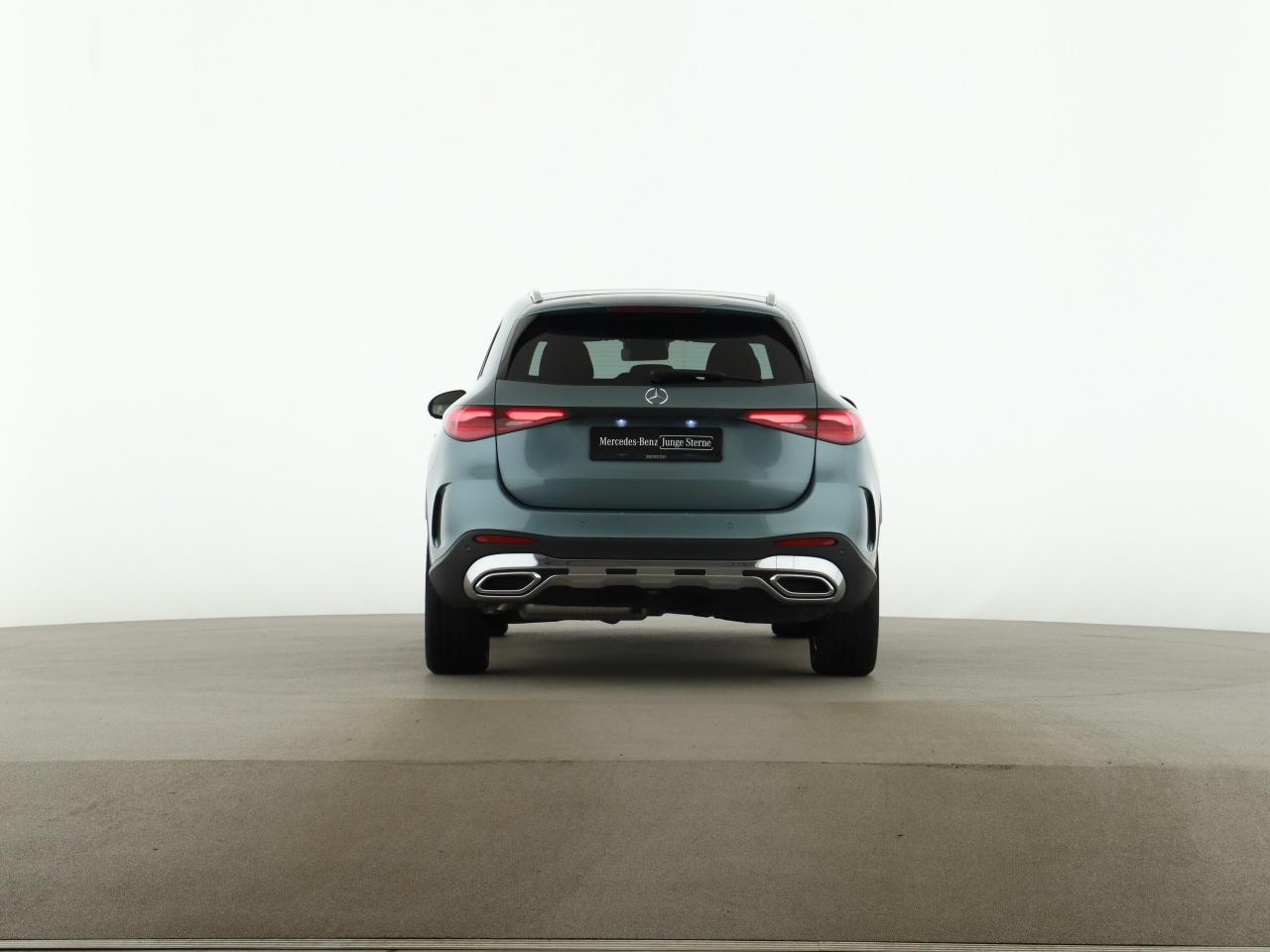 Mercedes-Benz GLC 300 4MATIC AMG Line GLC 300 d