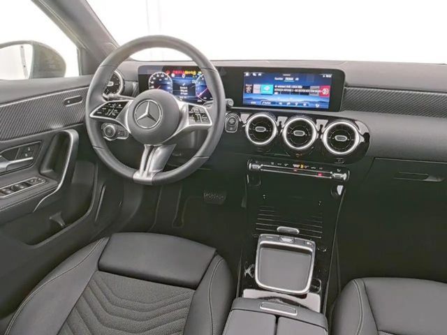 Mercedes-Benz A 180 , Night-Paket, 7G-DCT, Progr. Advanced, Winter-...