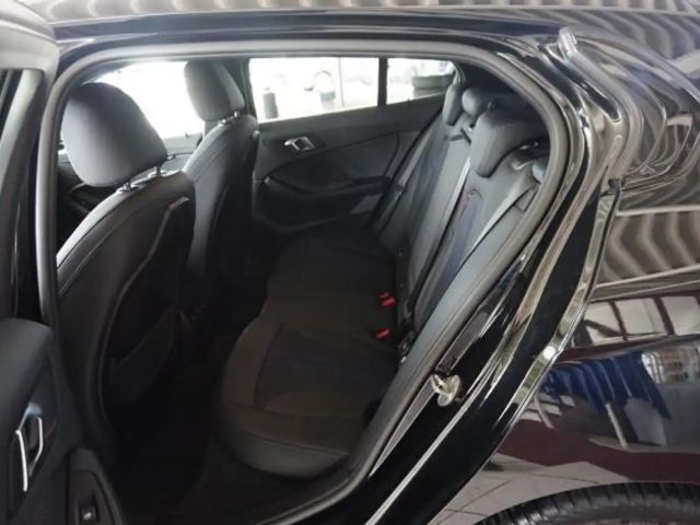 BMW 120 120d M-Sport Sedan