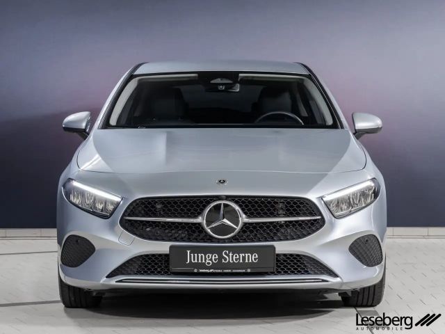 Mercedes-Benz A 180 Progressive