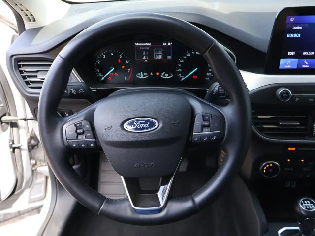 Ford Focus Cool & Connect