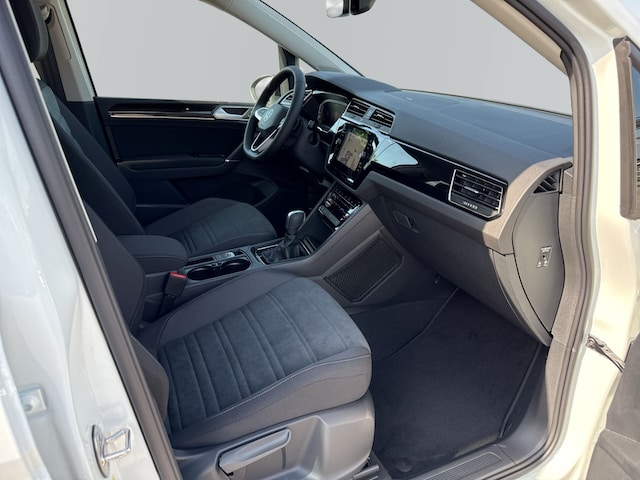 Volkswagen Touran 1.5 TSI Highline R-Line