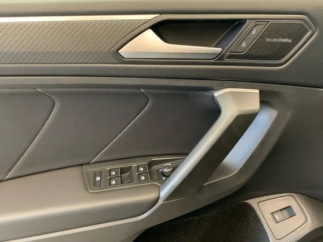 Volkswagen Tiguan Allspace R-Line