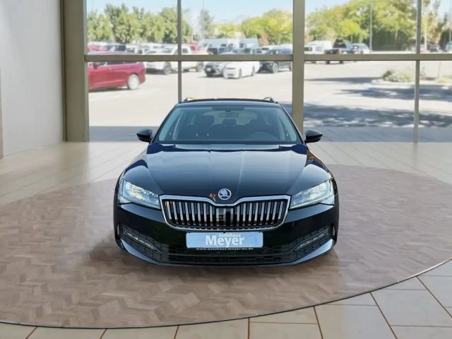 Skoda Superb Combi