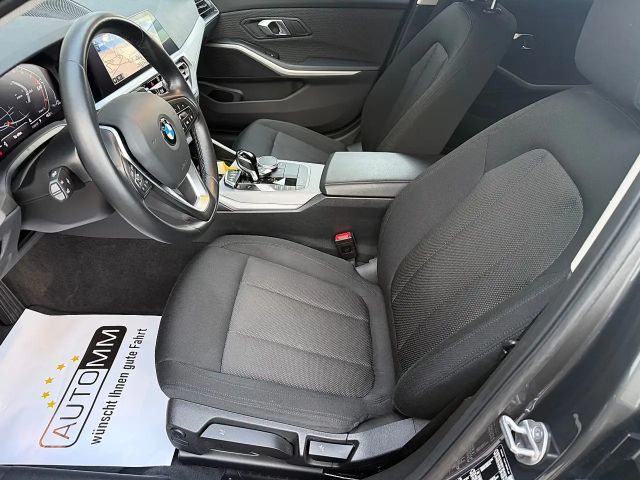 BMW 320 320d Touring xDrive