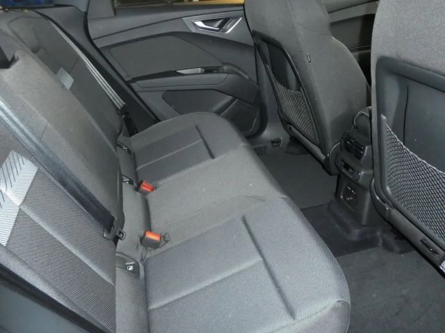 Audi Q4 e-tron 50 Quattro