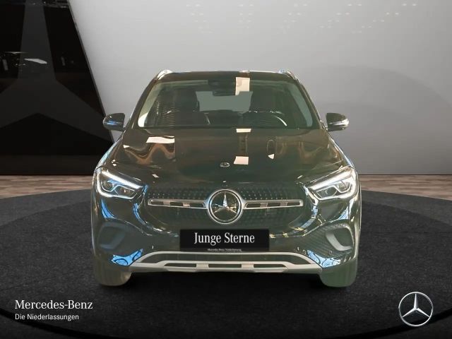 Mercedes-Benz GLA 250 GLA 250 e Style