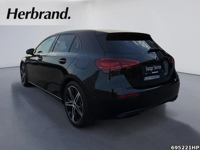 Mercedes-Benz A 180 Progressive