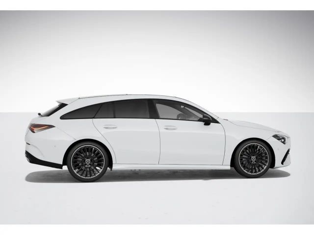 Mercedes-Benz CLA 200 AMG Line Shooting Brake