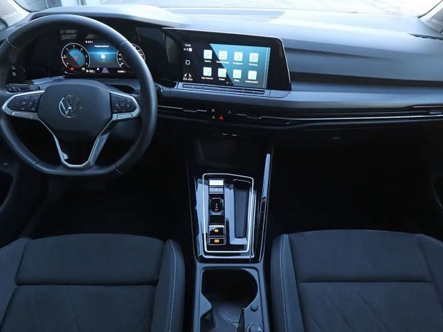 Volkswagen Golf DSG Style Variant