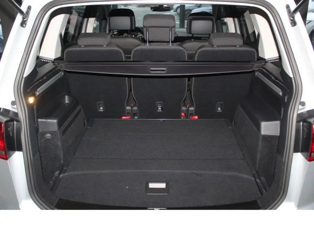 Volkswagen Touran 1.5 TSI DSG Highline